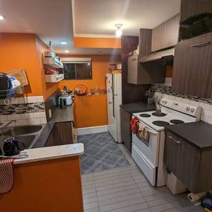 1 bed Kitsilano short term rental - Photo 2