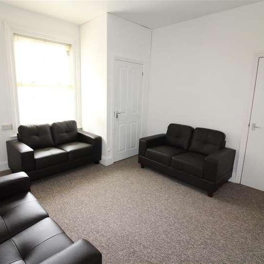 Hill Lane, Southampton, SO15 - Photo 1