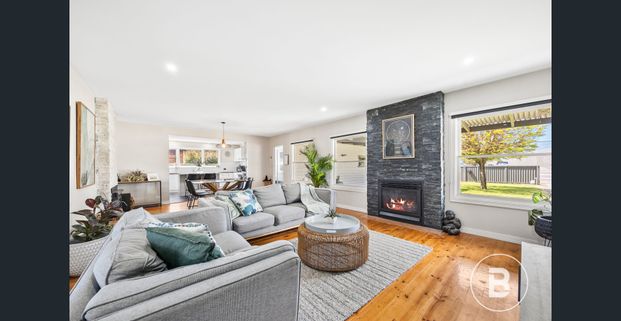 STYLISH, SECURE & SET TO IMPRESS FOUR BEDROOM HOME - Photo 1