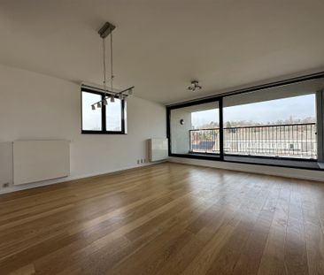 Appartement te huur - Photo 1