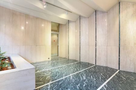 Location appartement, Paris 7ème (75007), 2 pièces, 71 m², ref 86421108 - Photo 5