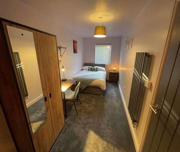 Rm, Mandeville, Orton Goldhay, P, PE2 - Photo 5