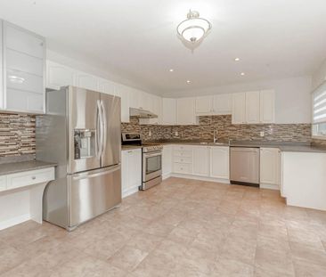 For Lease - 2543 Nettlecreek Crescent, Oakville, Ontario - Photo 5