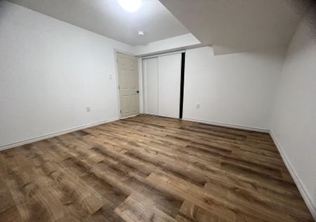 For Lease - 4 Pridham (basement ) Place, New Tecumseth, Ontario - Photo 2