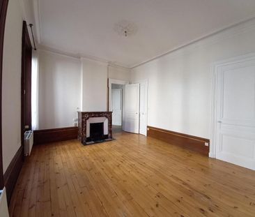 : Appartement 104.0 m² à SAINT ETIENNE - Photo 1