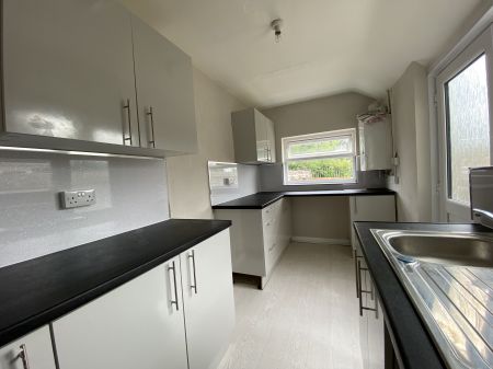 Chelmsford Avenue, Grimsby - Photo 5