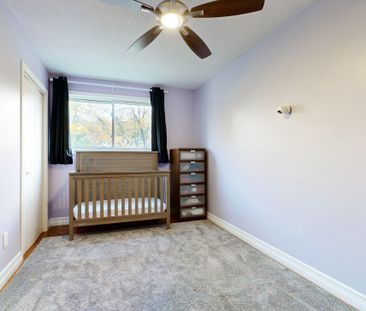 For Lease - 54 Oakmount Crescent, Vaughan, Ontario - Photo 3