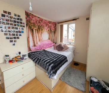 6 Bed - 2 St Chads View, Headingley, Leeds - LS6 3QA - Student - Photo 5