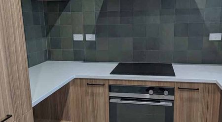 Charming 3BR Home in Chartwell! - Photo 3