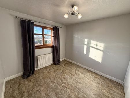 Springbank Terrace, Airdrie, ML6 - Photo 2