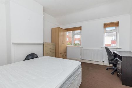 4 bedroom house share to rent - Photo 3