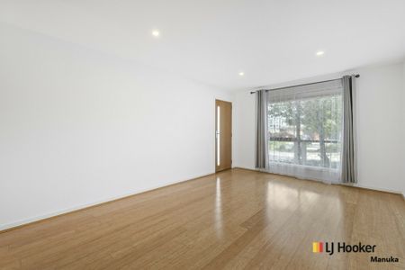 4 Yandell Way, Casey ACT, Belconnen - Photo 2