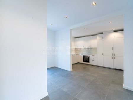 3 room luxury Apartment for rent in Cascais, Lisbon - Photo 3