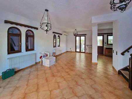 Ενοικίαση κατοικίας, 200 τ.μ., Μελίσσια, 1.600 € - Photo 4