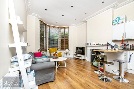 2 bedroom property to rent - Photo 2