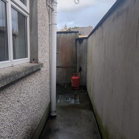 23 Chapel Square, Coleraine, BT52 1LN - Photo 1