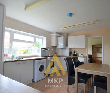 5 bedroom end of terrace house to rent - Photo 6 | Rentumo