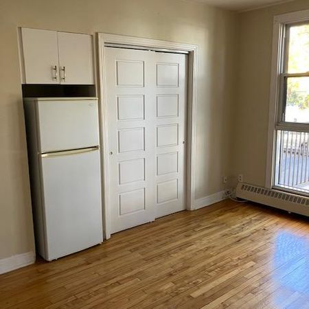 1 1/2 rénové à Dorval près des services - Photo 3