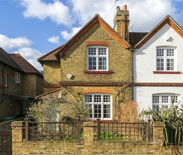 3 bedroom semi-detached house to rent - Photo 5