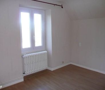 Pour visiter, appeler le 02.23.55.91.17 ERBREE. Cette maison de bou... - Photo 4
