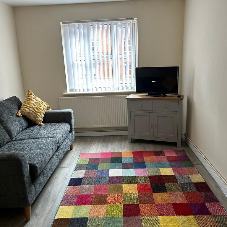 1 bedroom in a house share to rent - Photo 1