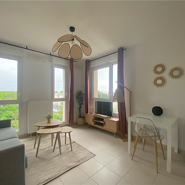 1 pièce - Meublé - 22 m² - 4ème étage - Colocation non autorisée - Photo 1