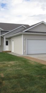 Hawkey House Lower Dec 20, 2025 - Photo 4