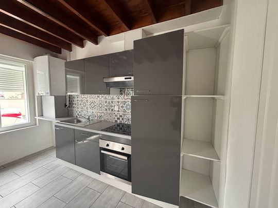 Location Maison 3 pièces 58m² VALOGNES 50700 - Photo 1