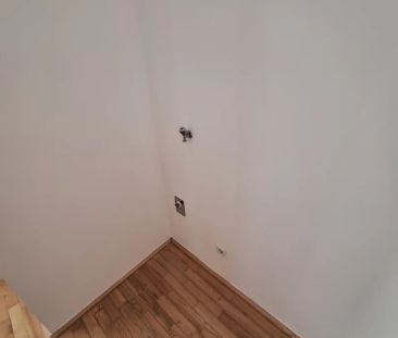 SÜSSE RUHIGE SINGLEWOHNUNG - CLEMENS HOFBAUER PLATZ - Photo 2