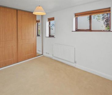 3 bedroom townhouse to rent - Photo 1