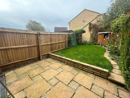 Thresher Close, Bishop'S Stortford - Photo 2