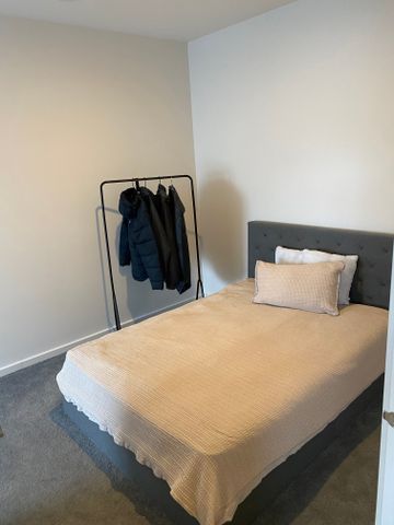 Cranbourne South - Photo 5