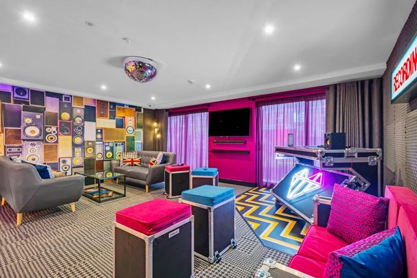 1 bedroom private hall to rent - Photo 1