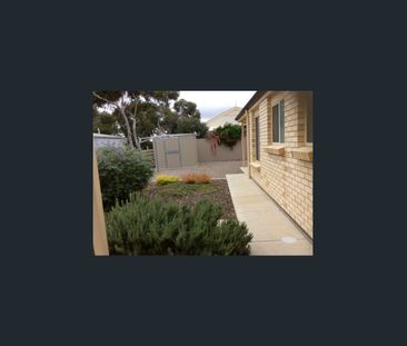 Charming 3-Bedroom Home in an Excellent Location - Photo 6