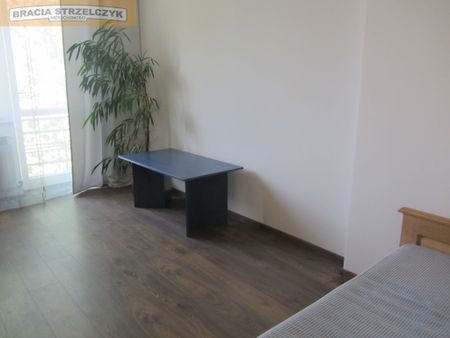 Pokój z kuchnią, atrakcyjna cena, metro, tramwaj - Zdjęcie 3