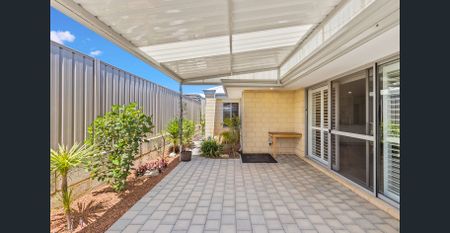 Modern Villa Living with Comfort and Convenience - Photo 4