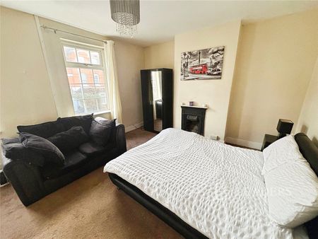 3 bedroom house to rent Mount Pleasant, Redditch, Worcestershire, B97 - Photo 3