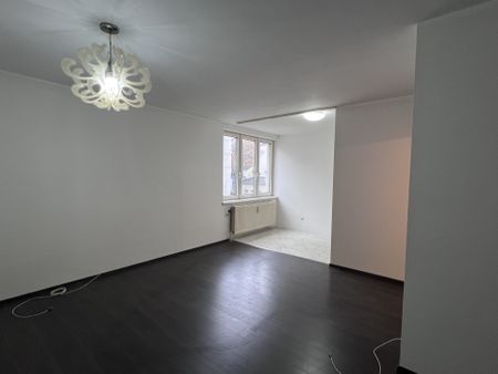 NÄHE MARIAHILFER STRASSE - 1 ZIMMER WOHNUNG! - Photo 3