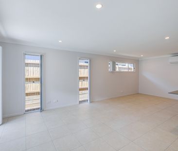 Brand New Family Home - Photo 1