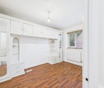 3 bedroom detached house to rent - Photo 2