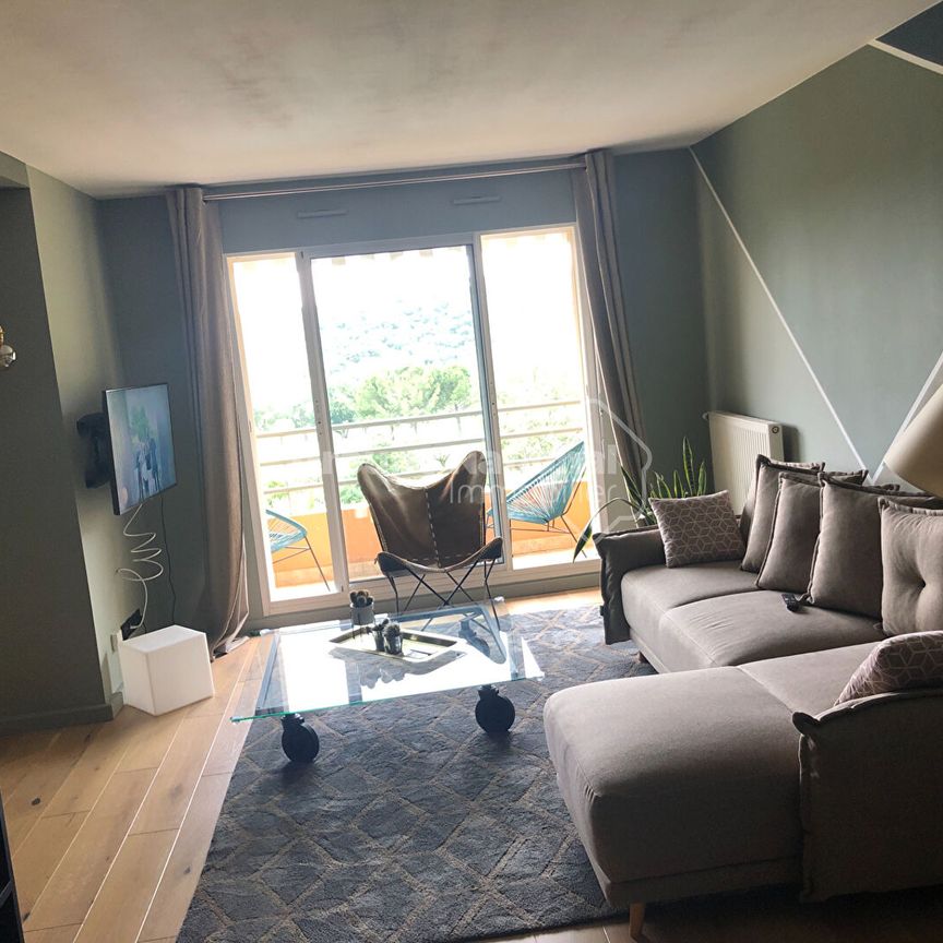 Location Appartement 4 pièces 75m² - Photo 1