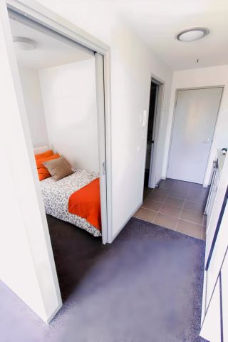 1 Bedroom with balcony style 1 - Photo 2