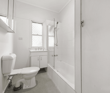 12 Namoi Street, Stafford QLD 4053 - House For Rent | Domain - Photo 6