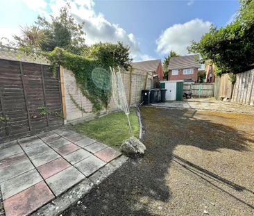 Portland Road, Bournemouth, Dorset, BH9 - Photo 4