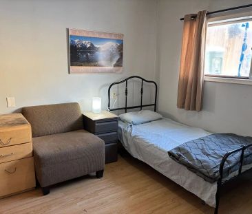 Seniors Welcome,Quiet Furnished Room for rent near Bus lines, CTrai... - Photo 1