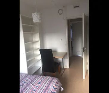 Private Room in Shared Apartment in Norsborg - Foto 1