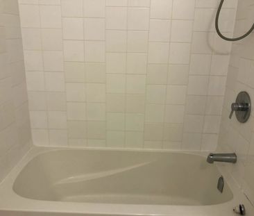 For Lease - 52 Forest Manor Road Unit# 616, Toronto, Ontario - Photo 6