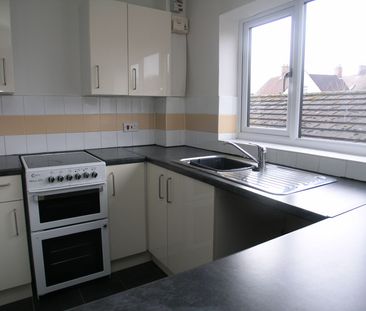 Red Leasowes Road, Halesowen - Photo 1