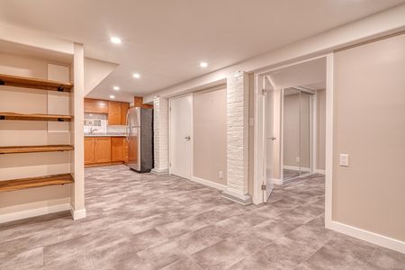 $1,499 / 1 br / 1 ba / 26 Rosslyn ave N unit 2 - Photo 2