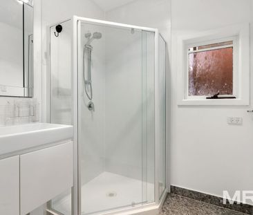 2/738 Waverley Road, Malvern East - Photo 4